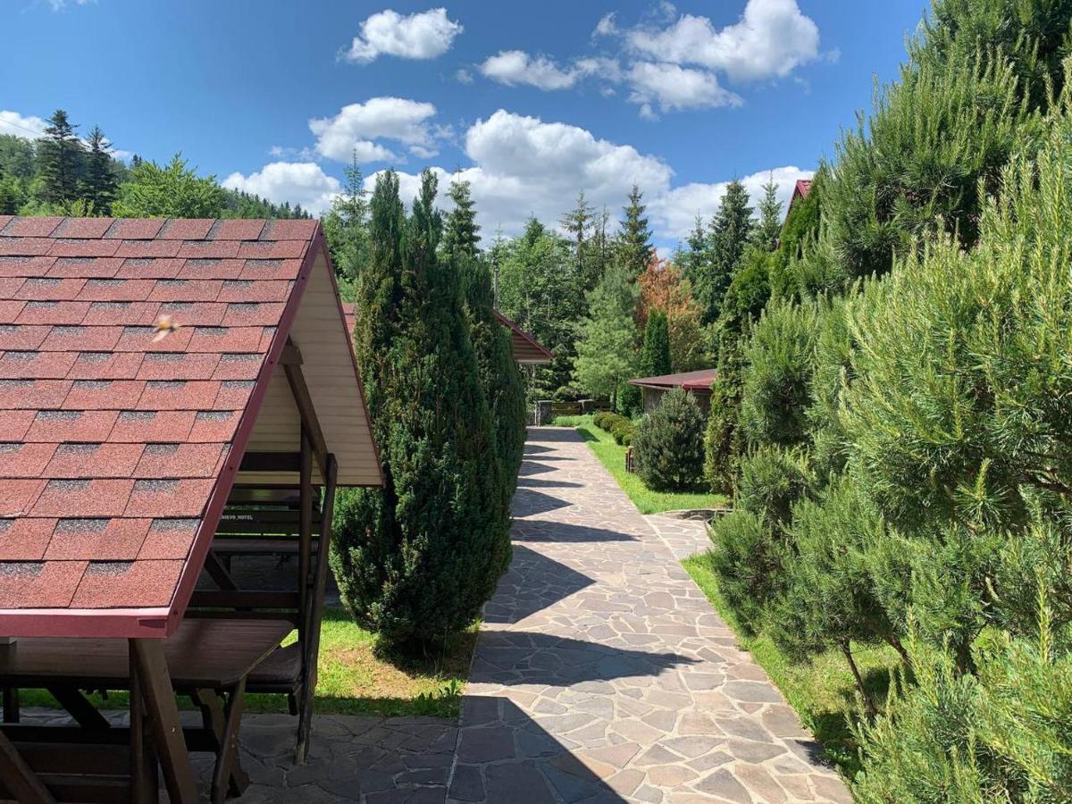 Готель Жди Ня Єво Instagram Zhdenievo Hotel Zhdeniievo Εξωτερικό φωτογραφία