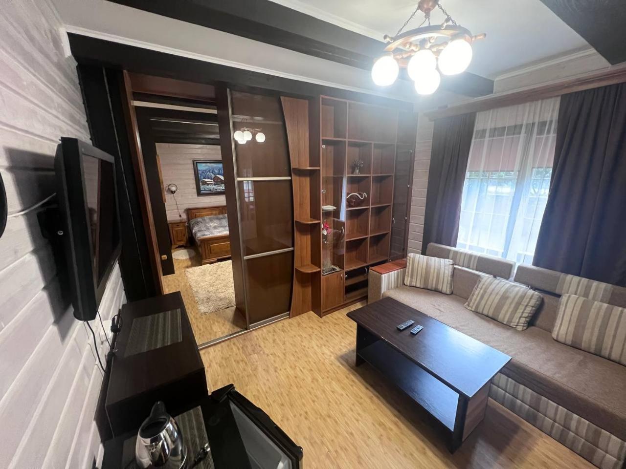 Готель Жди Ня Єво Instagram Zhdenievo Hotel Zhdeniievo Εξωτερικό φωτογραφία